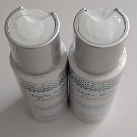 Skin Script Light Aloe Moisturizer 2 oz Hydrated and Protects Lot of 2 SEALED - Picture 3 of 6